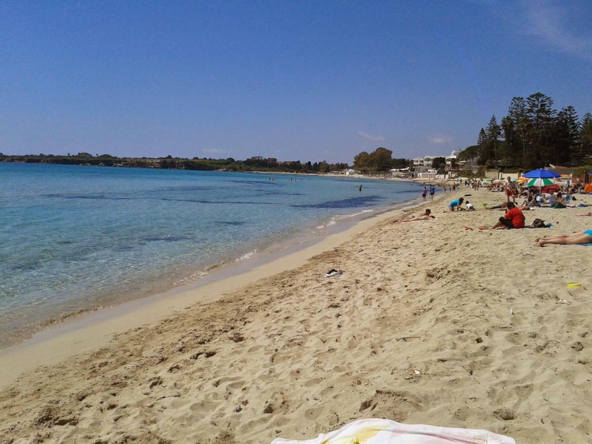 A Due Passi Dal Mare Con Piscina Villa Fontane Bianche Buitenkant foto