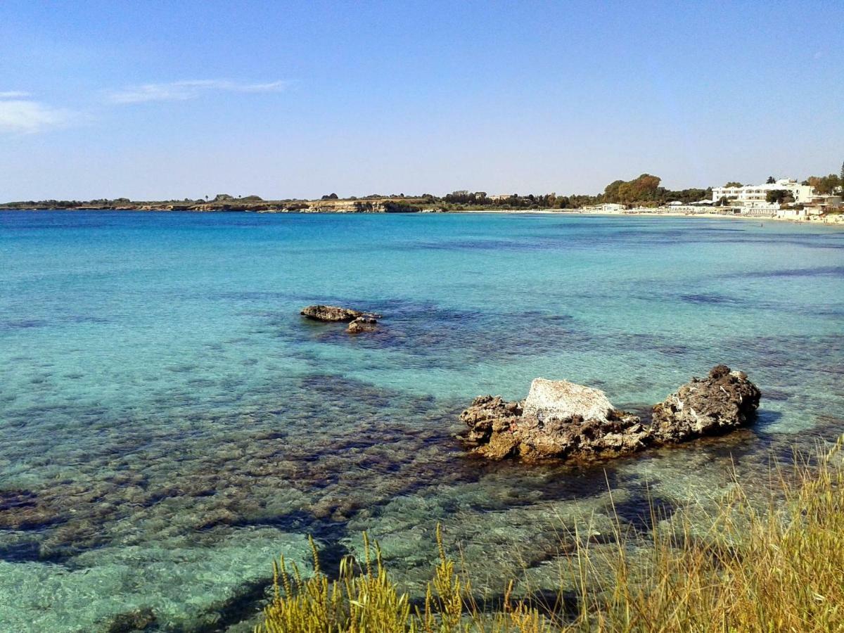 A Due Passi Dal Mare Con Piscina Villa Fontane Bianche Buitenkant foto