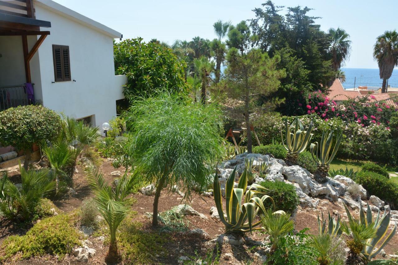 A Due Passi Dal Mare Con Piscina Villa Fontane Bianche Buitenkant foto