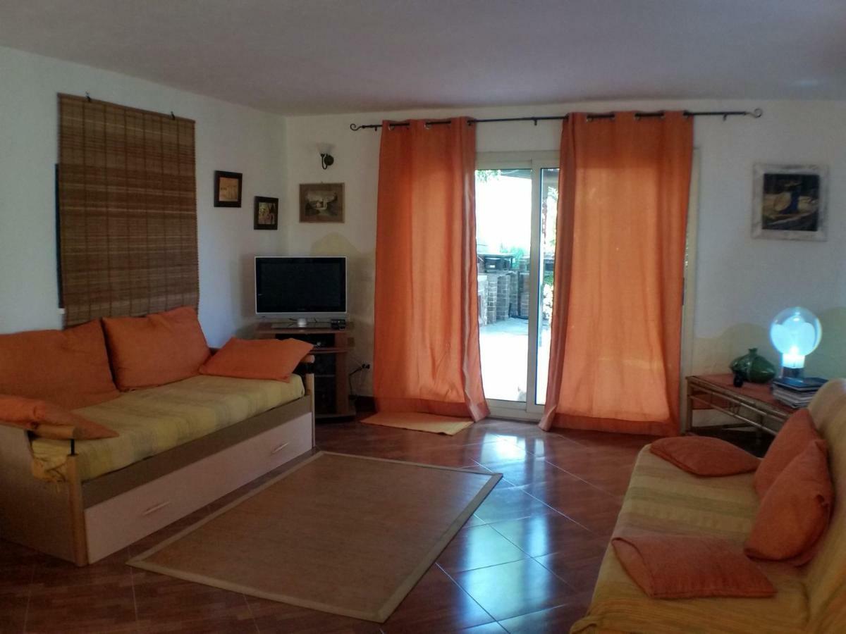 A Due Passi Dal Mare Con Piscina Villa Fontane Bianche Buitenkant foto