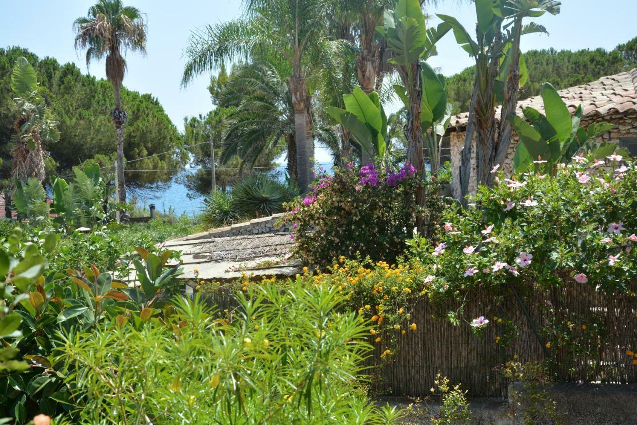 A Due Passi Dal Mare Con Piscina Villa Fontane Bianche Buitenkant foto